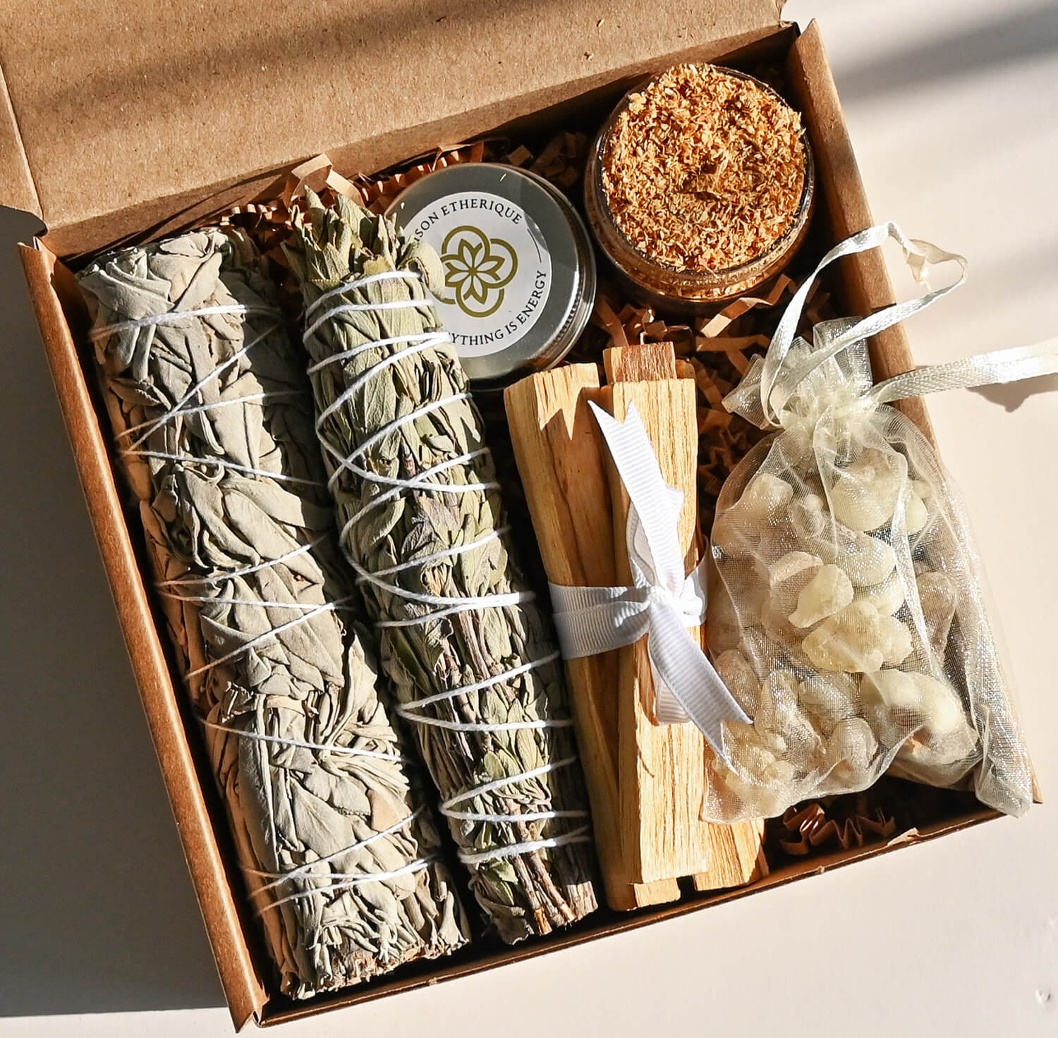 Kit Insenso Ceremonial Incense Smudging Kit Product Guide – Maison Éthérique