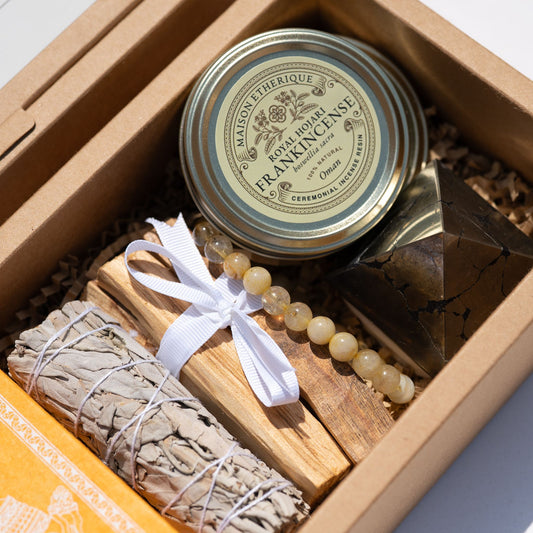 Palo santo, white sage, royal hojari frankincense