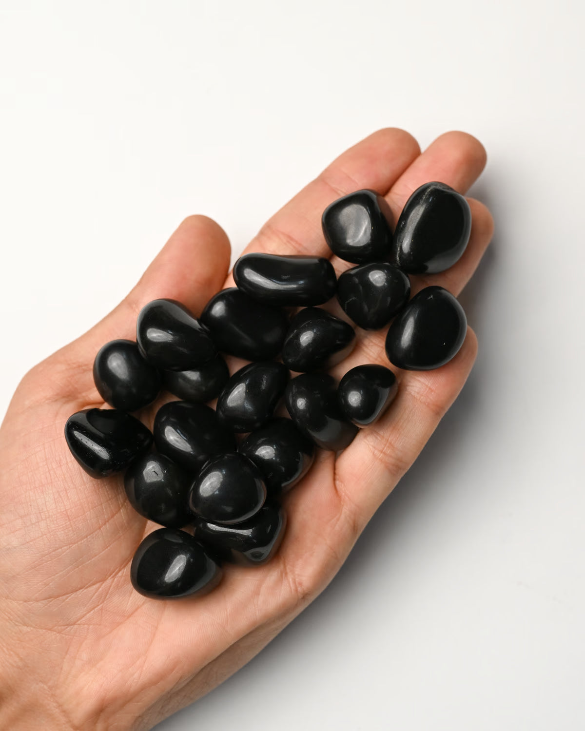 Black Obsidian Tumbled Stone 1