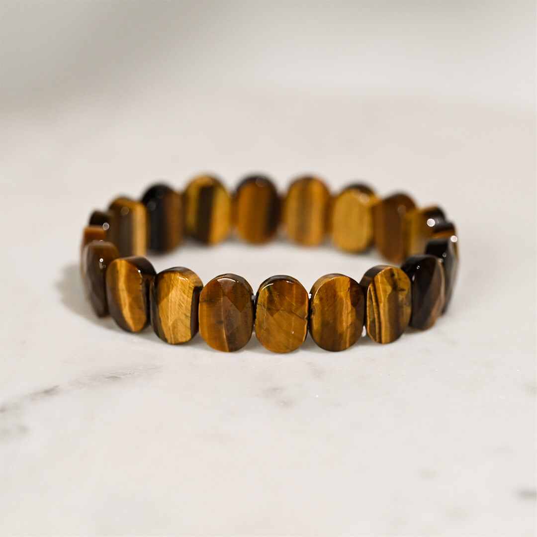 Close-up of a Tiger Eye faceted bracelet showcasing its earthy tones, golden flashes, and intricate bead cuts.
